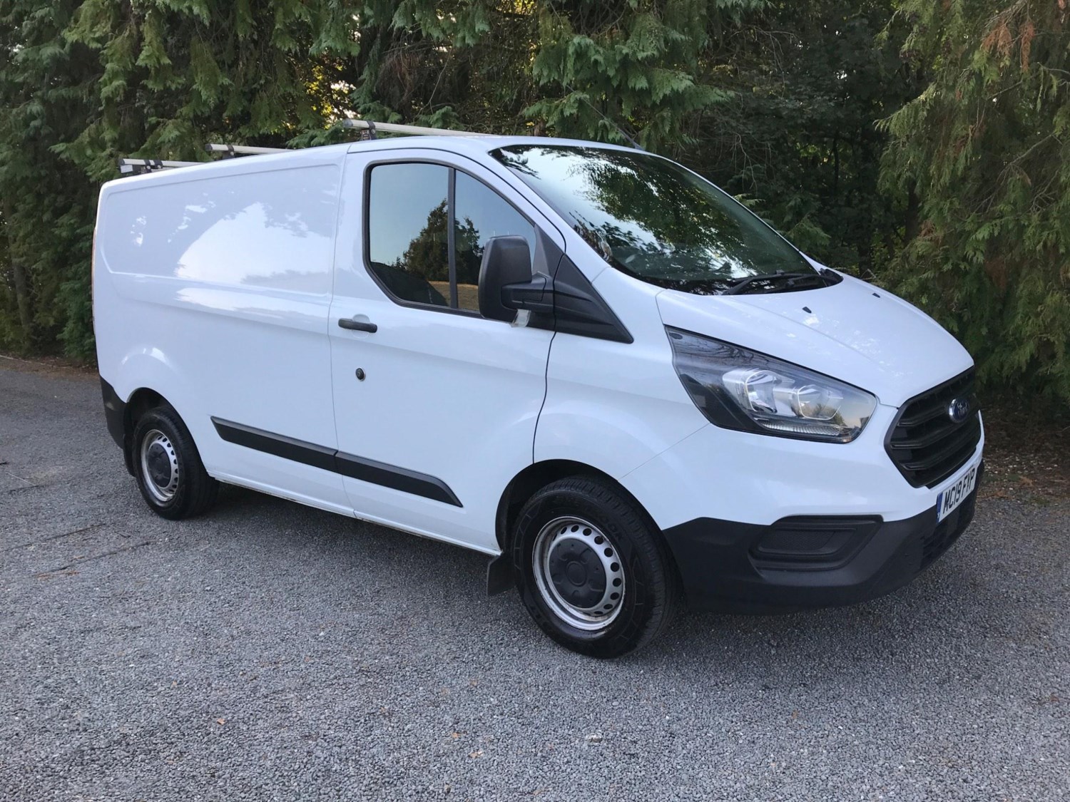 Ford Transit Custom Listing Image