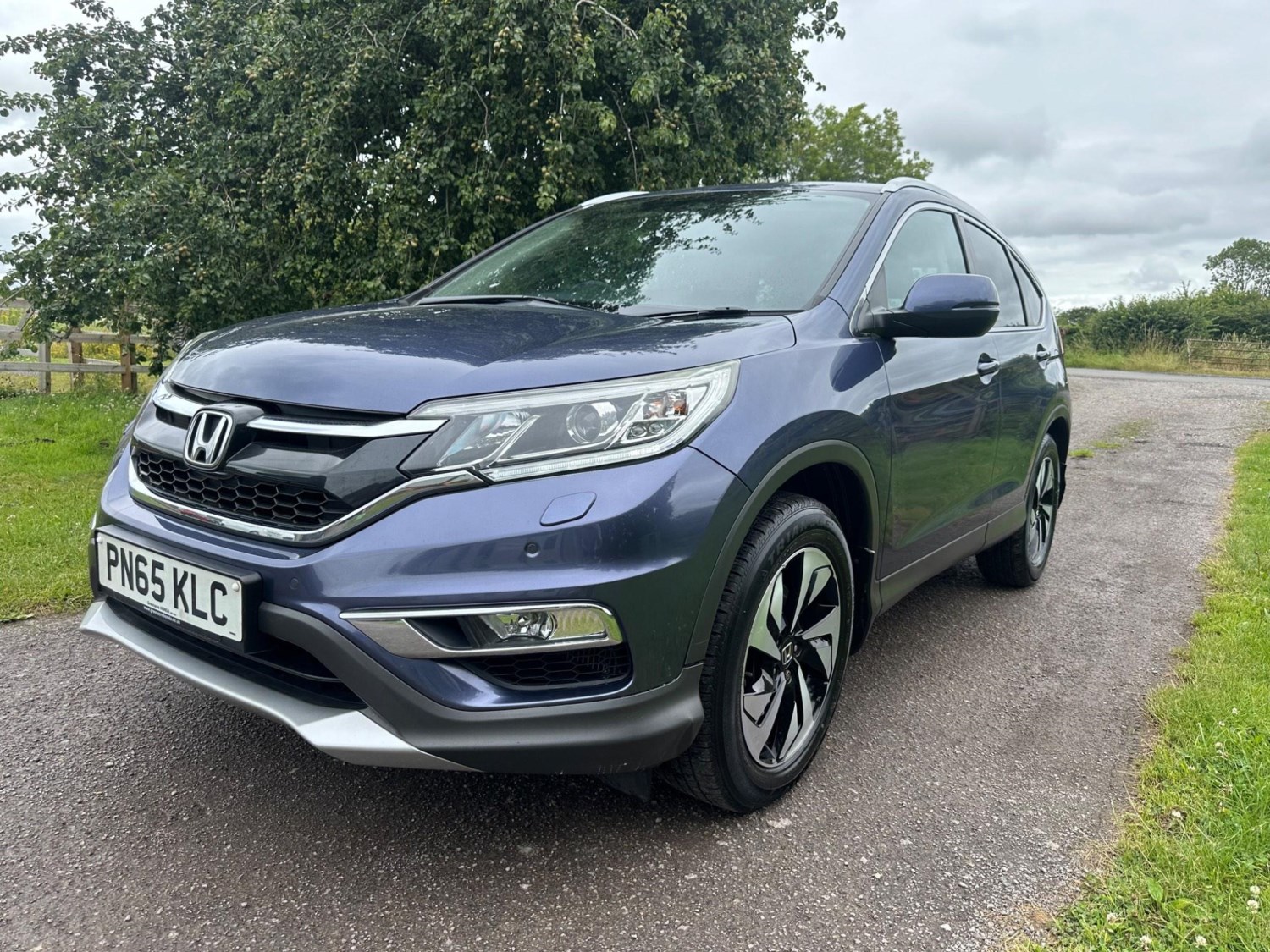 Honda CR-V Listing Image