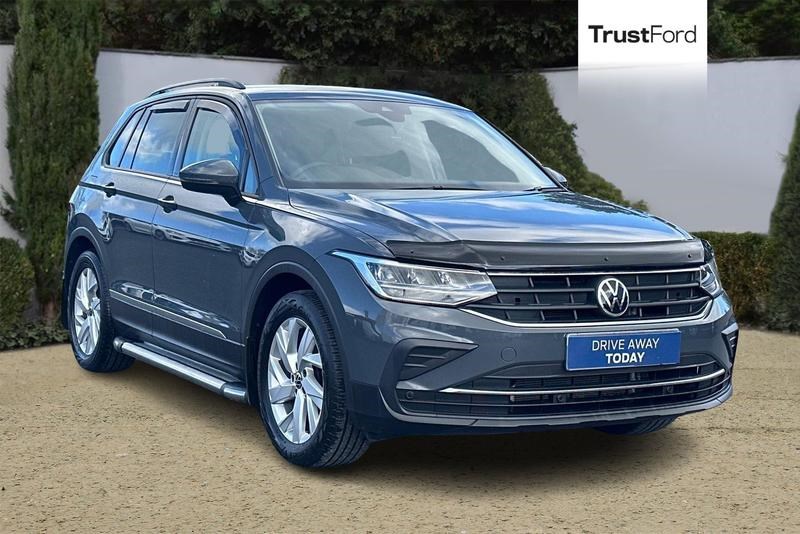 2021 used Volkswagen Tiguan 1.5 TSI Life 5dr - PARKING SENSORS, SAT NAV, CARPLAY - TAKE MAKE HOME Manua
