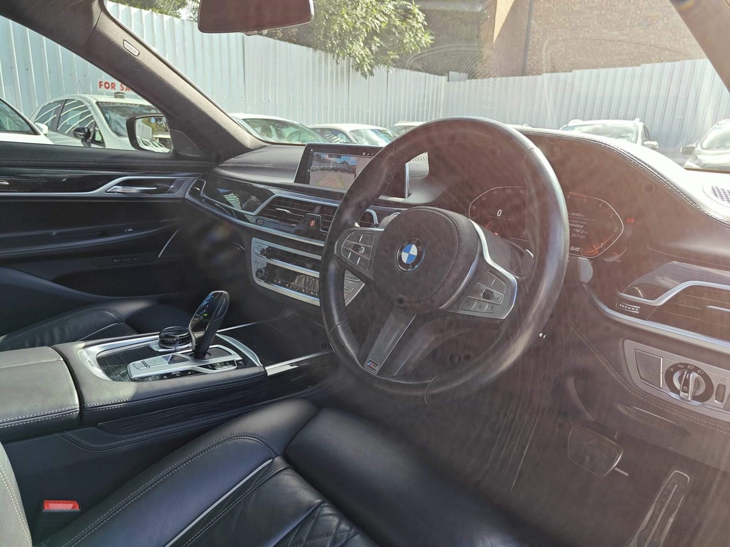 BMW 7 Series Listing Image