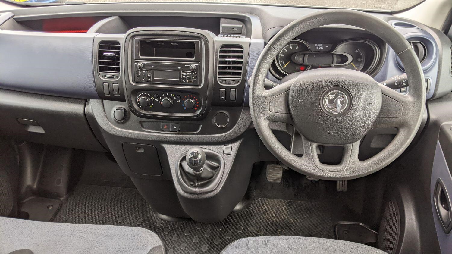 Vauxhall Vivaro Listing Image