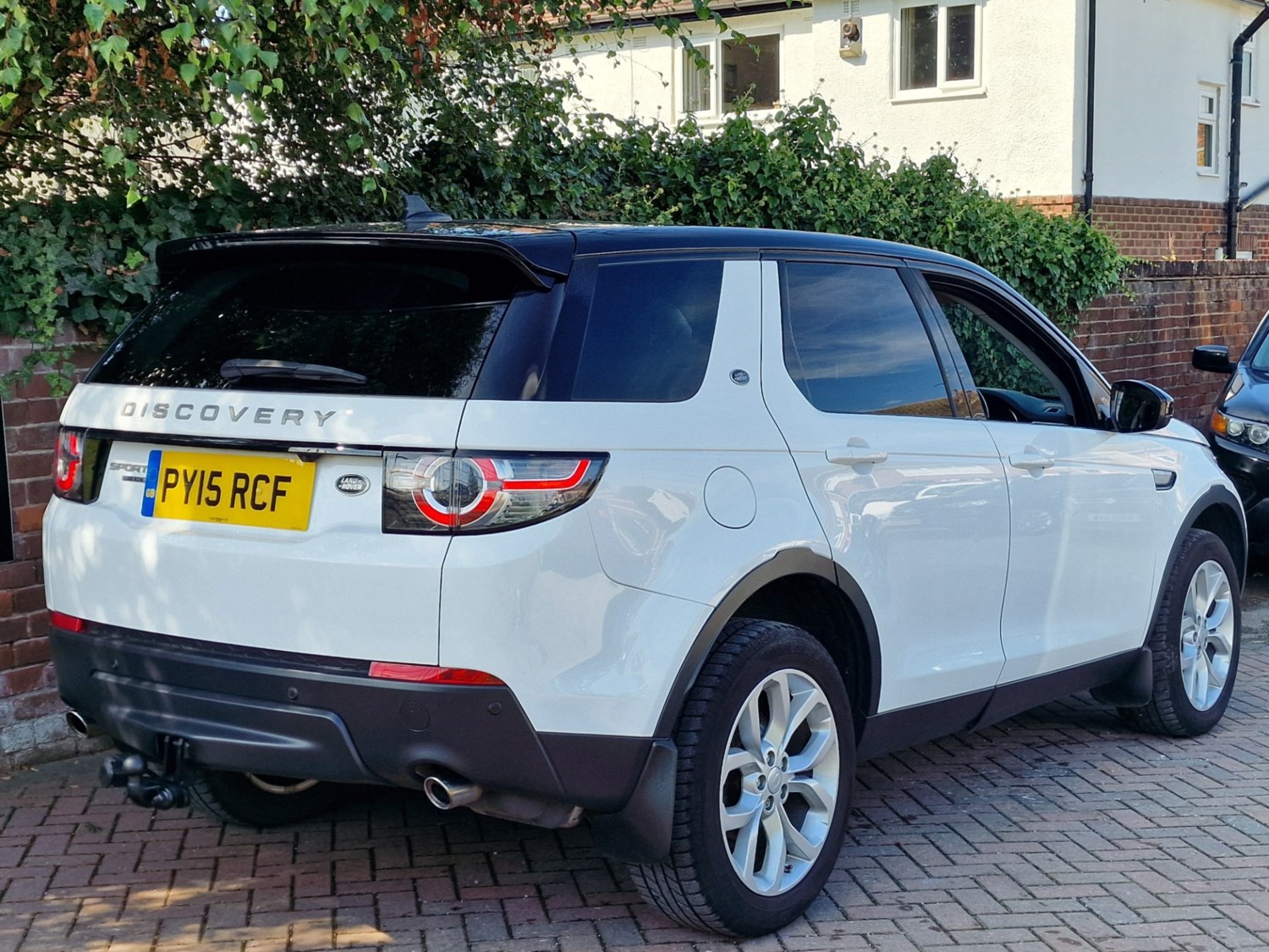 Land Rover Discovery Sport Listing Image