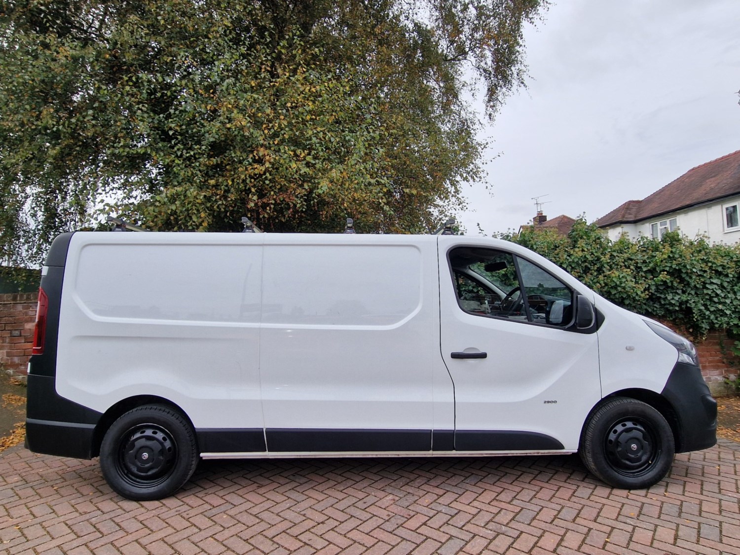 Vauxhall Vivaro Listing Image