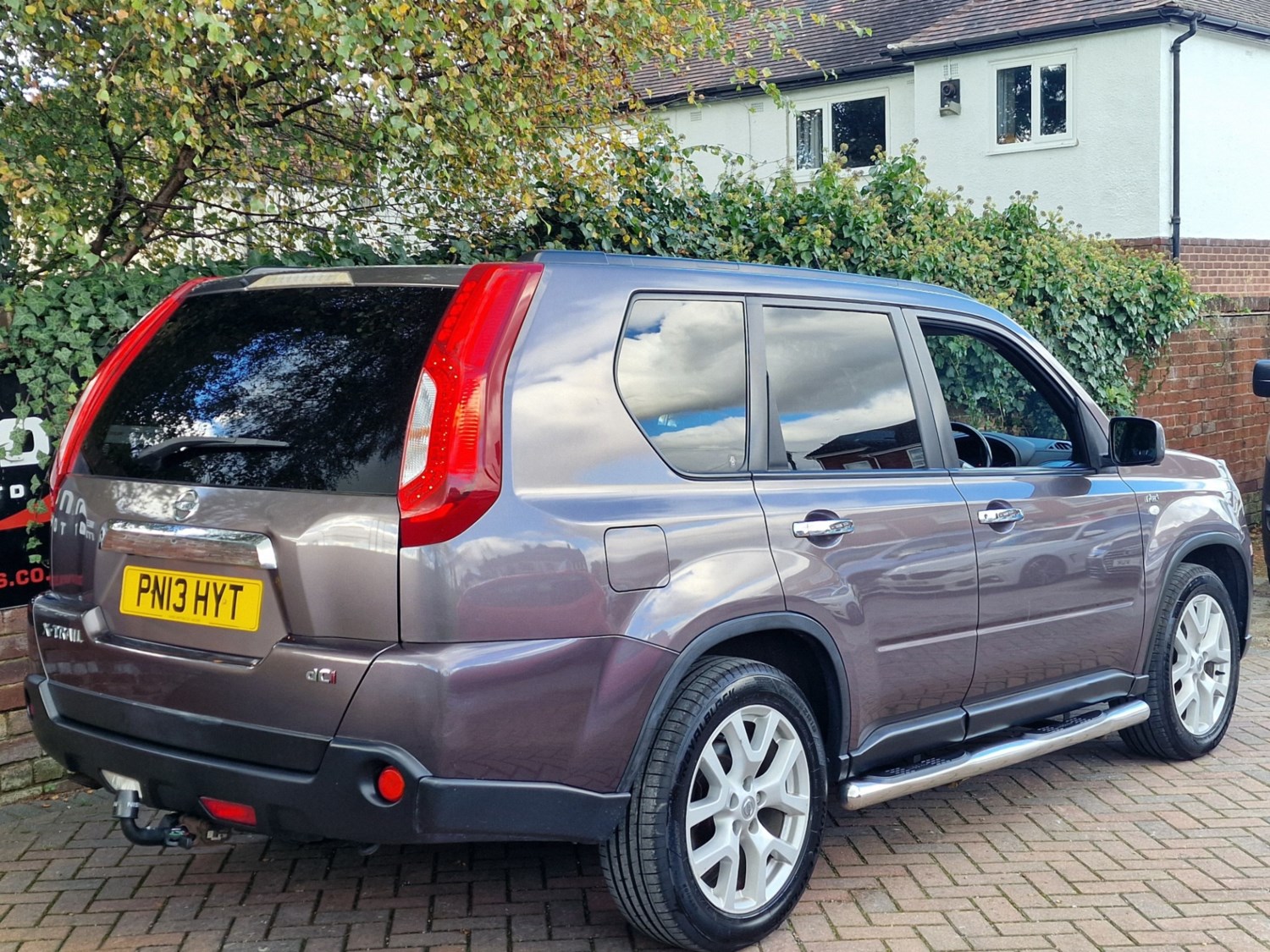 Nissan X-Trail Listing Image