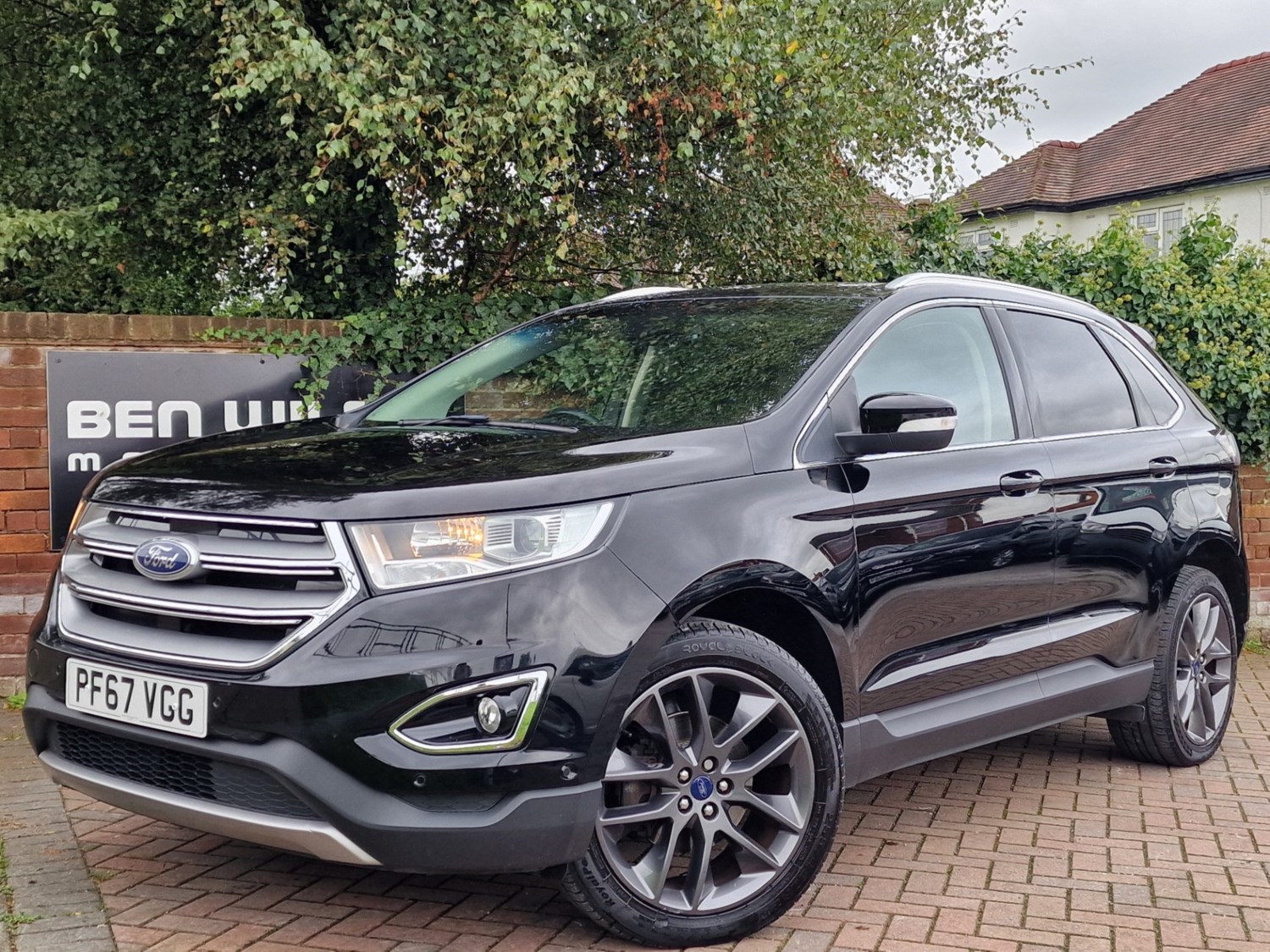 Ford Edge Listing Image