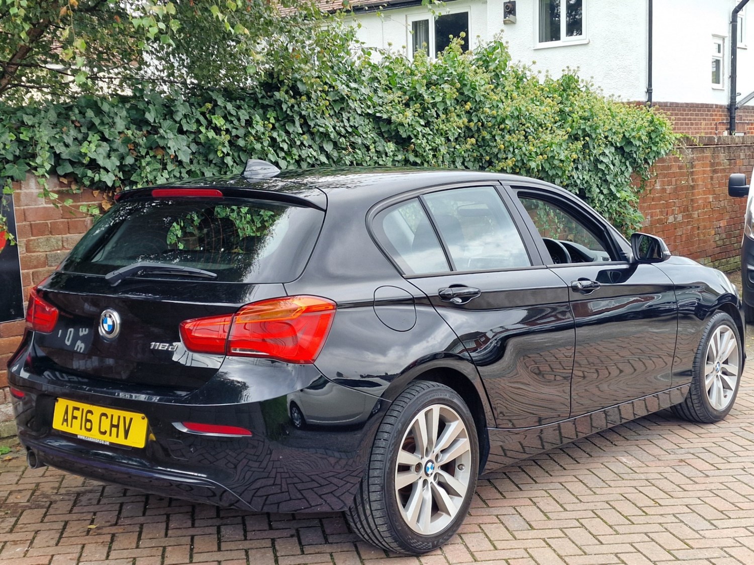 BMW 1 Series Listing Image