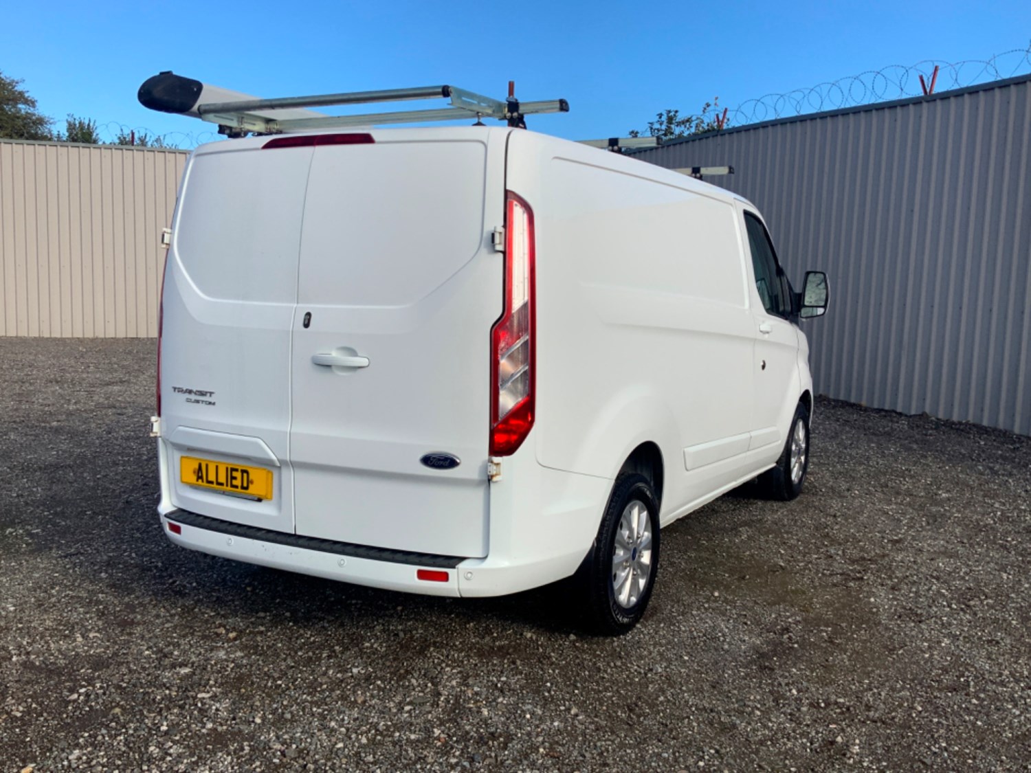 Ford Transit Custom Listing Image