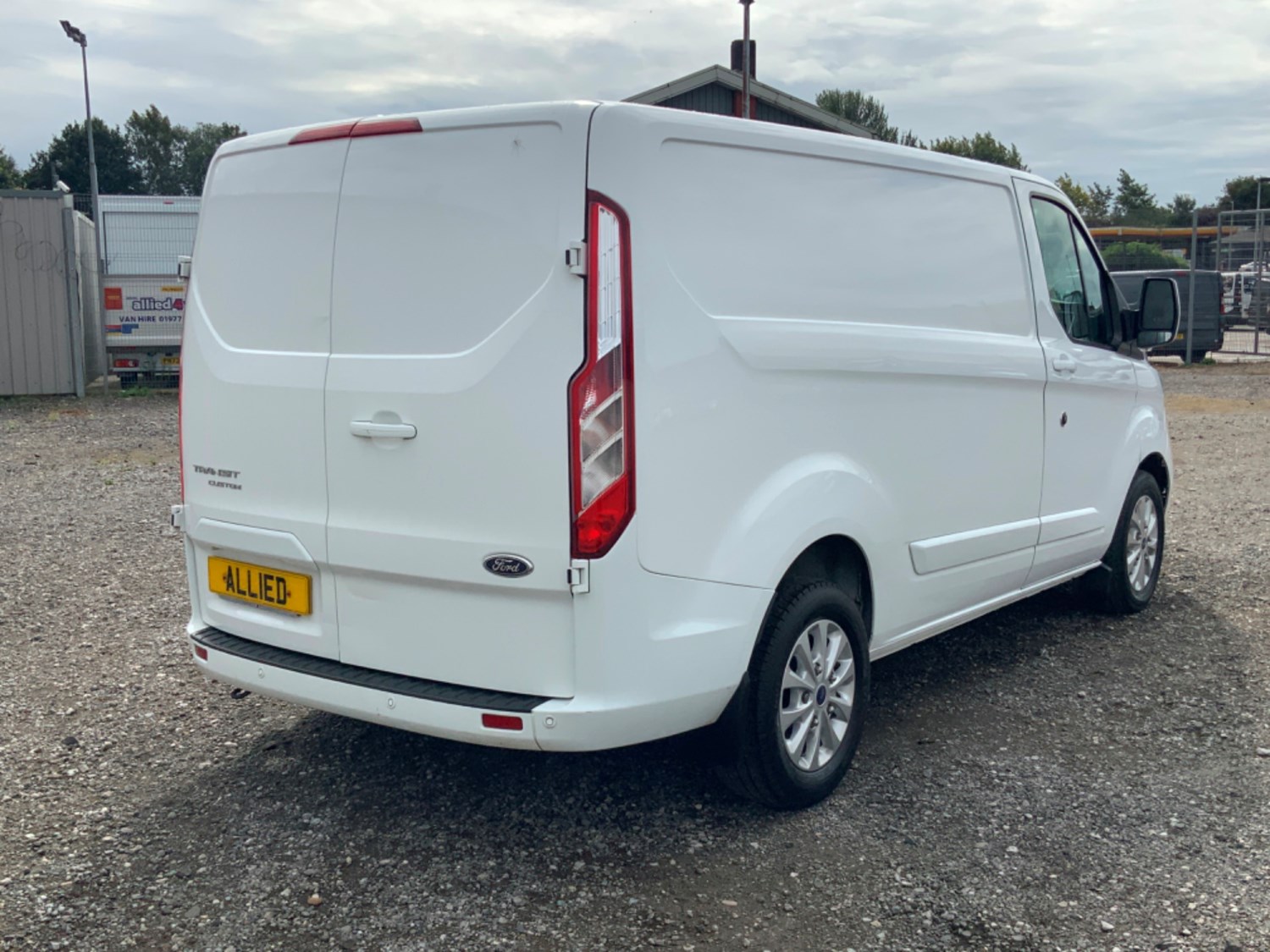 Ford Transit Custom Listing Image