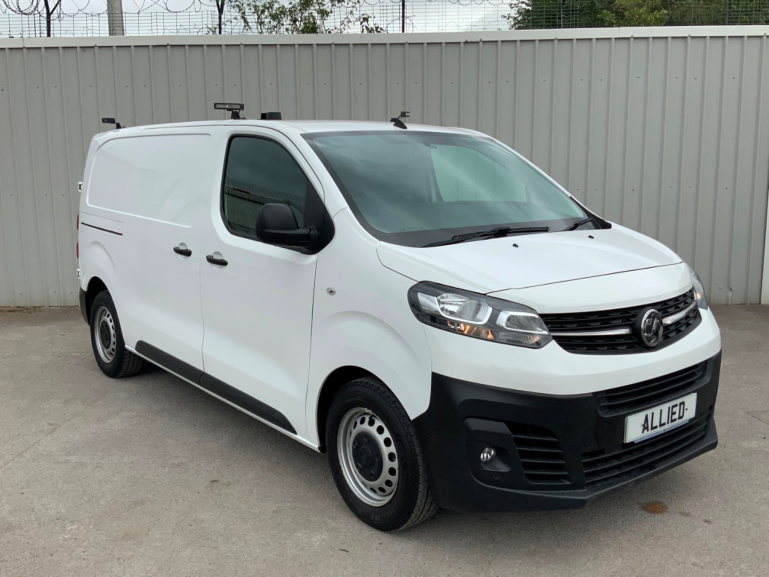 Vauxhall Vivaro Listing Image