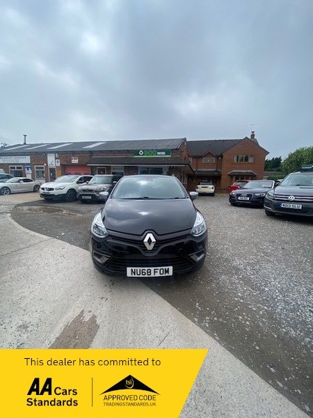 Renault Clio Listing Image