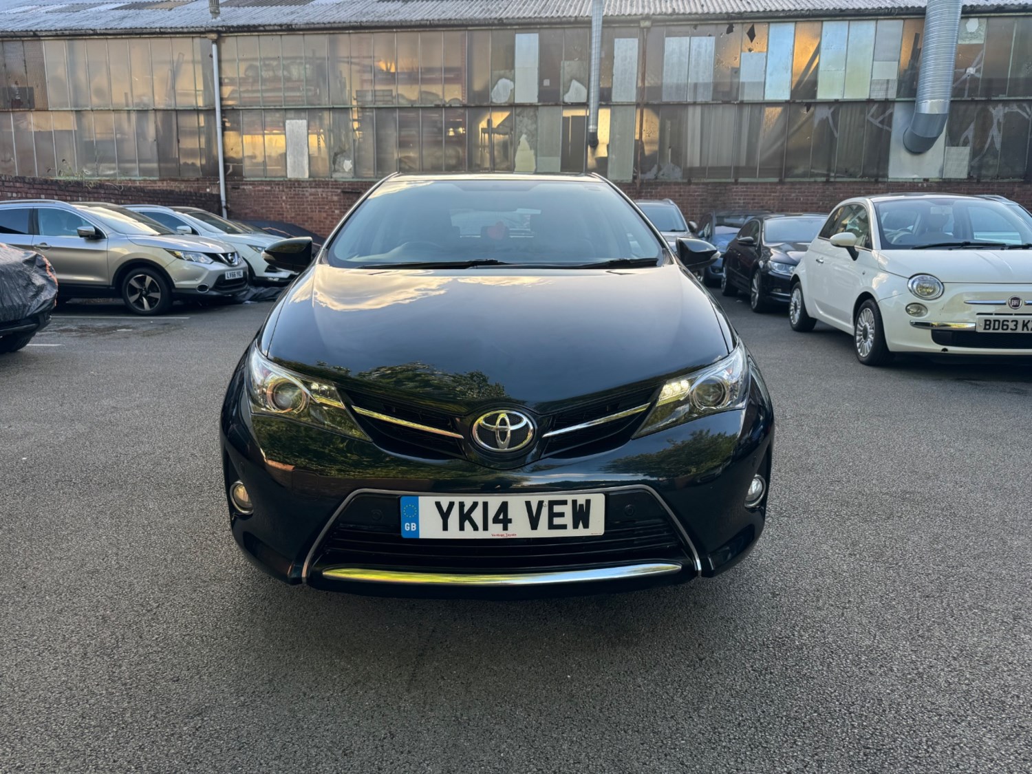 Toyota Auris Listing Image