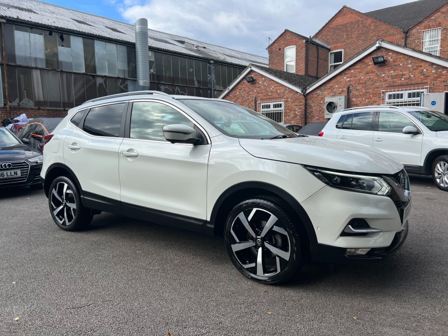 Nissan Qashqai Listing Image