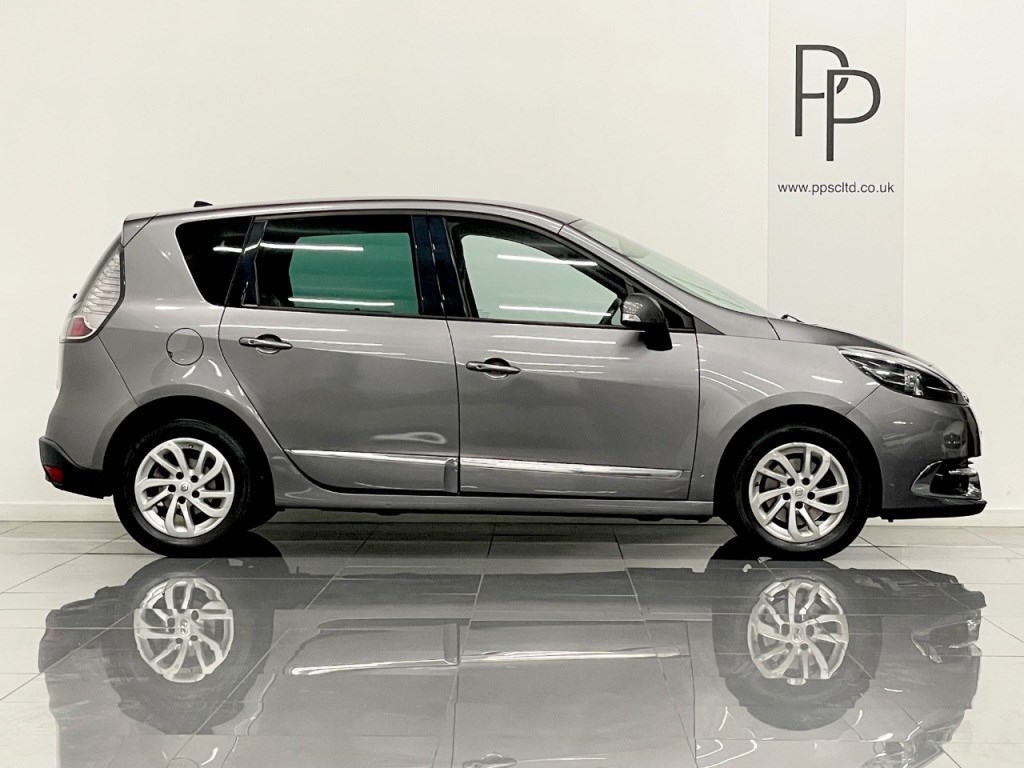 Renault Scenic Listing Image