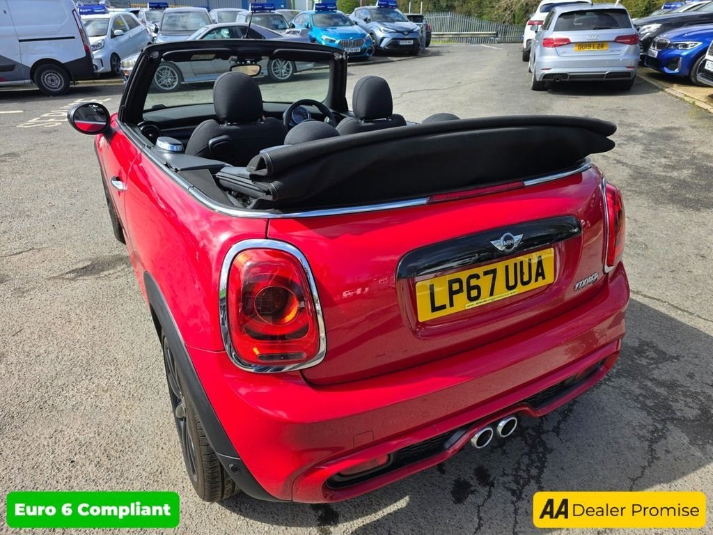 MINI Convertible Listing Image