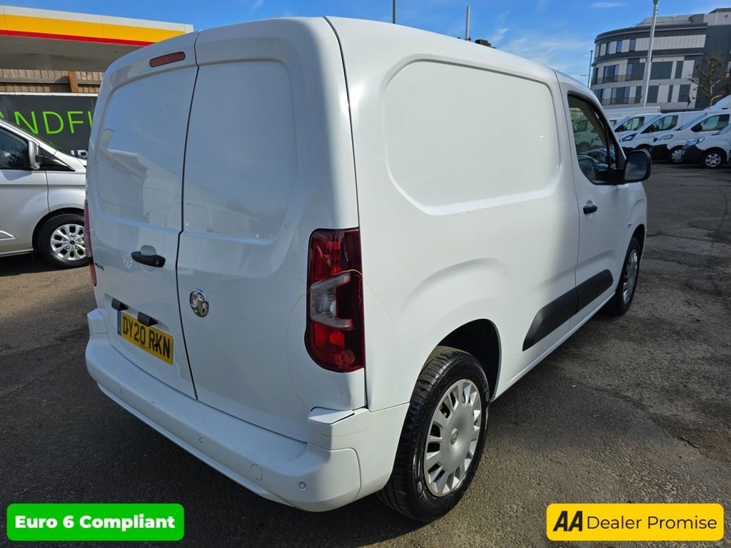 Vauxhall Combo Listing Image