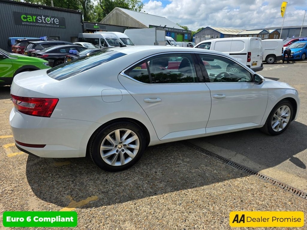 Skoda Superb Listing Image