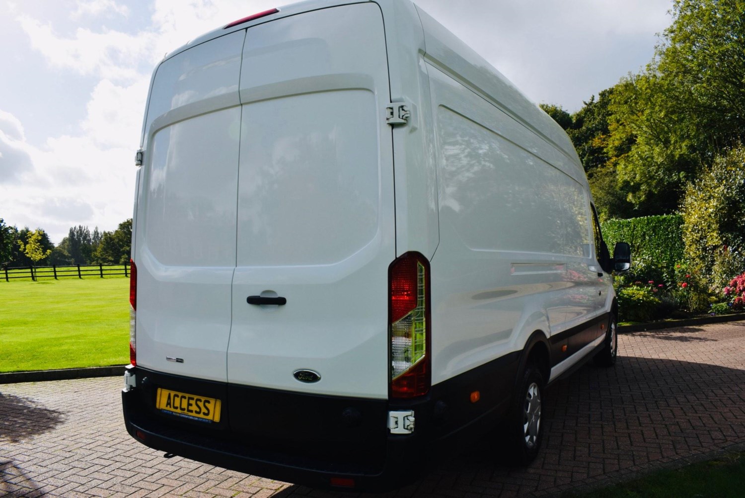 Ford Transit Listing Image