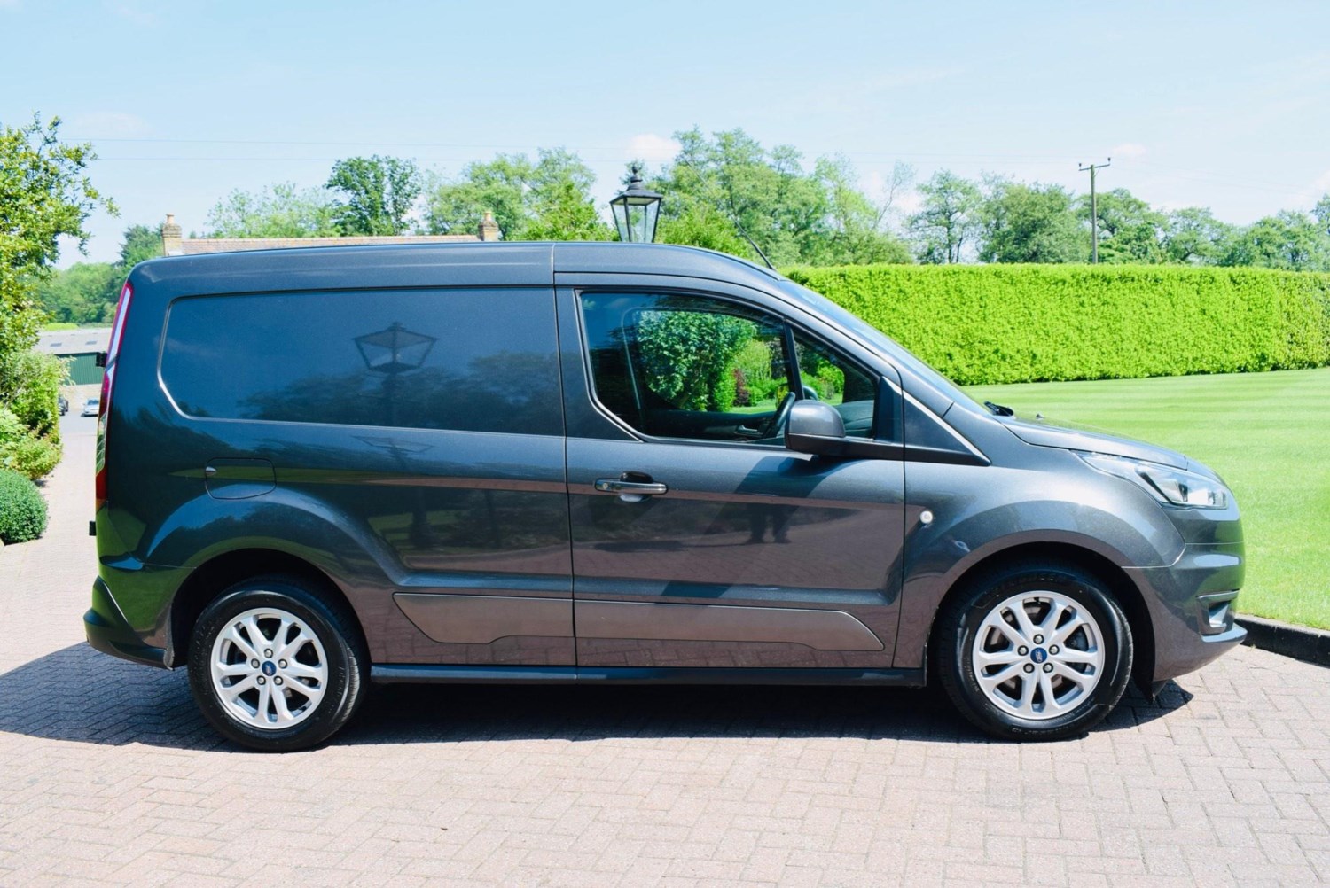 Ford Transit Connect Listing Image