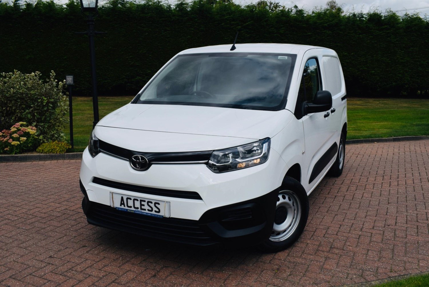 Toyota ProAce Listing Image