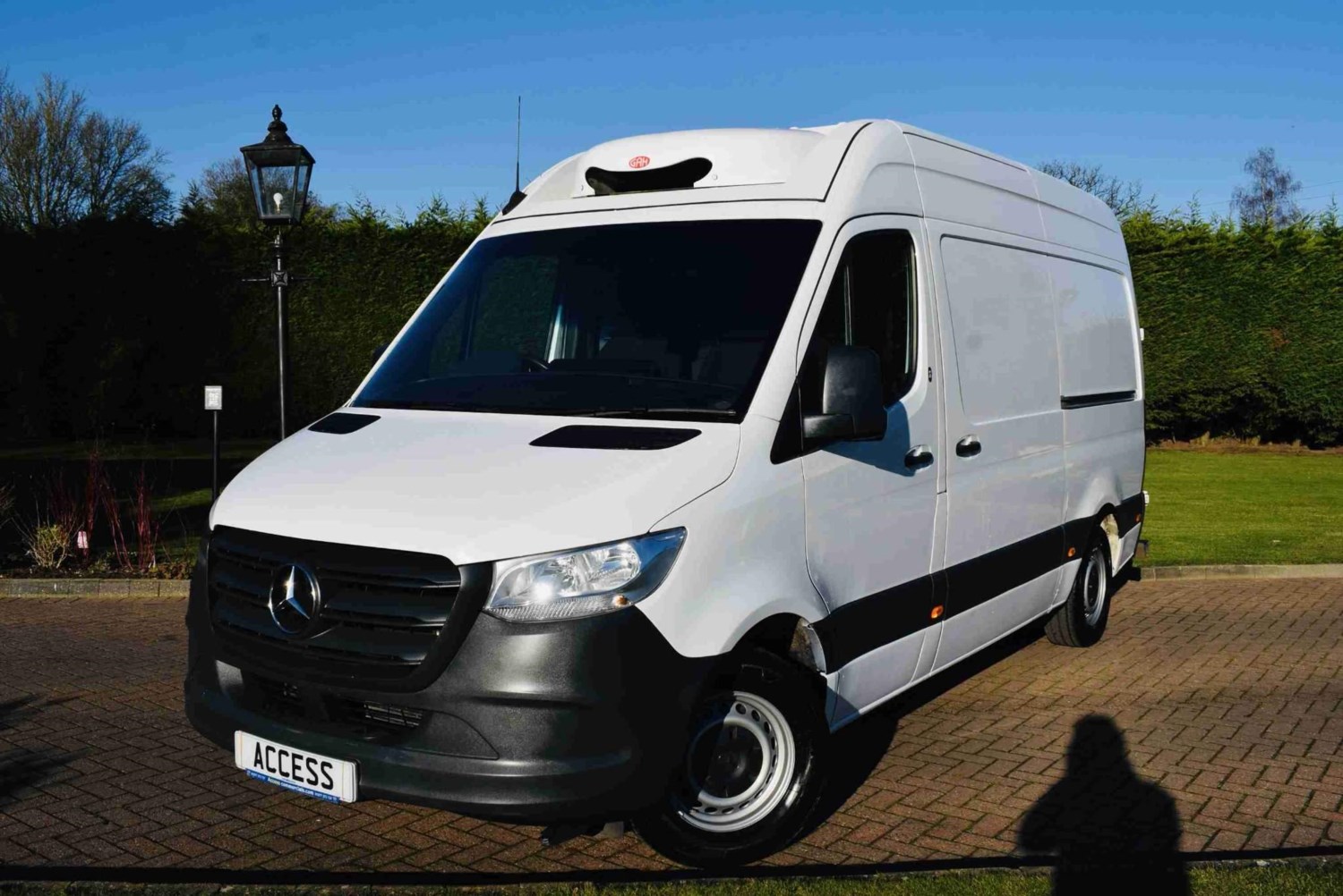 Mercedes-Benz Sprinter Listing Image