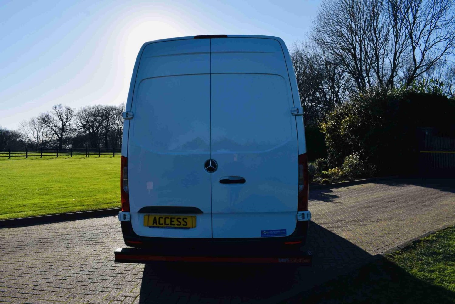 Mercedes-Benz Sprinter Listing Image