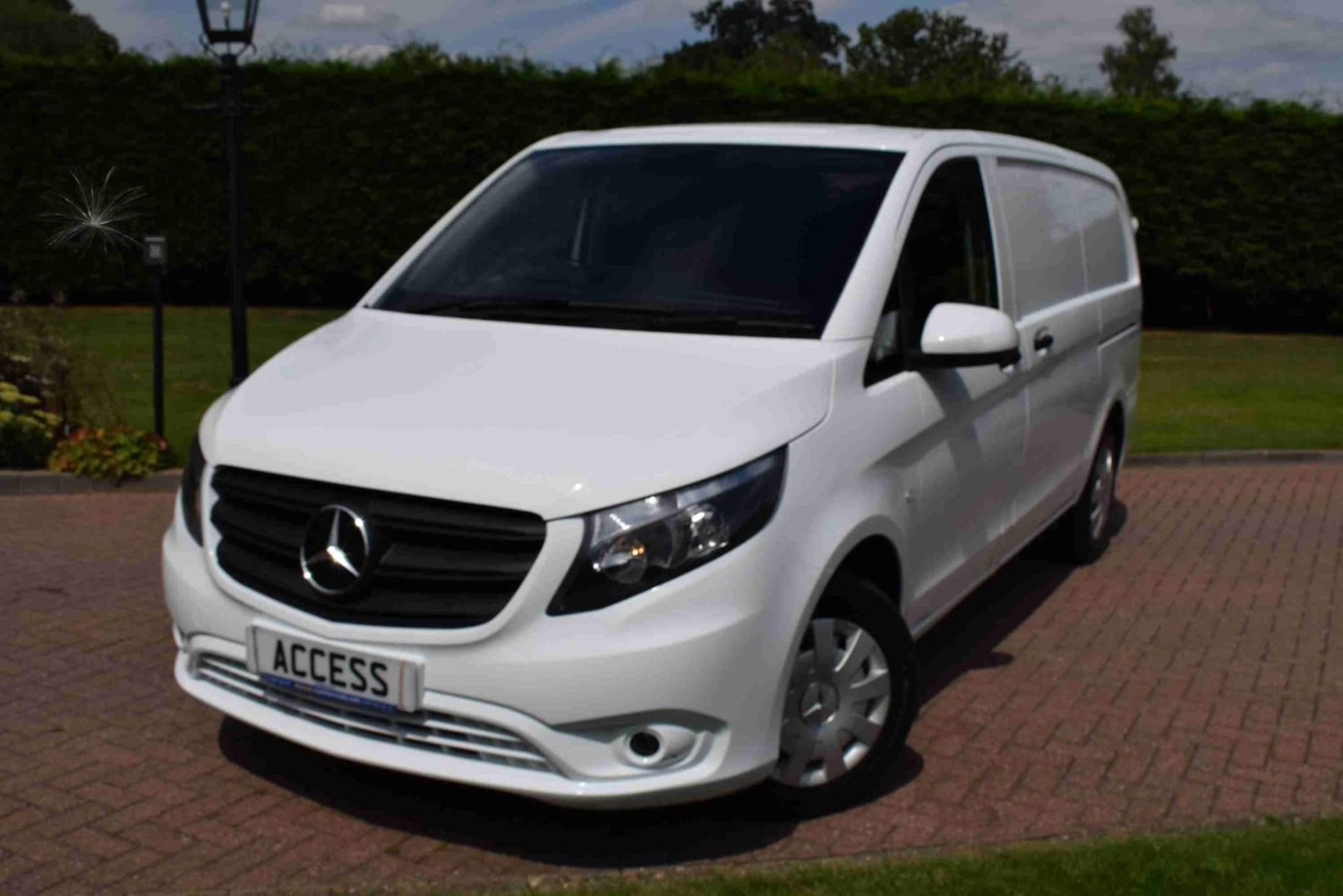 Mercedes-Benz Vito Listing Image