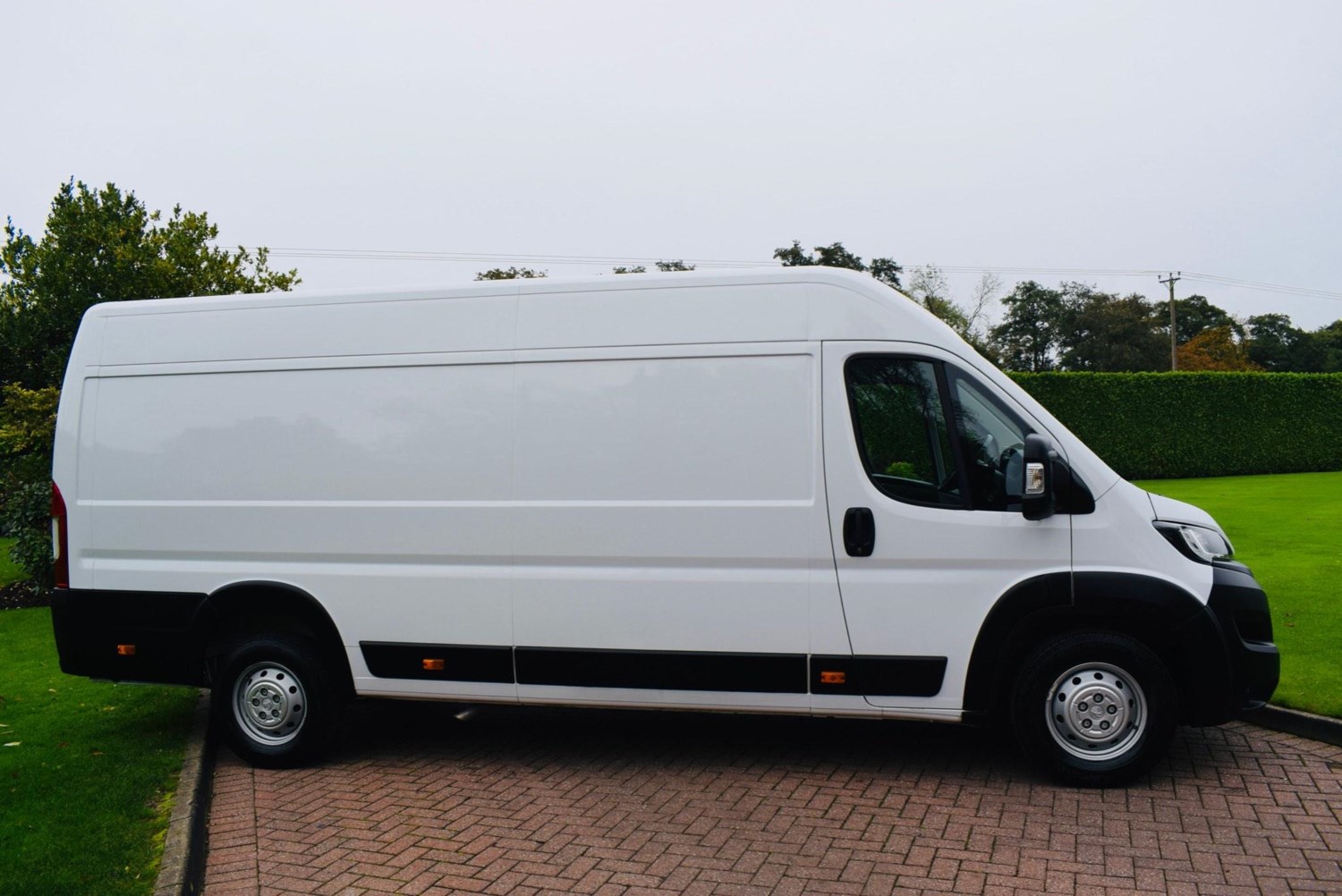 Peugeot Boxer Listing Image