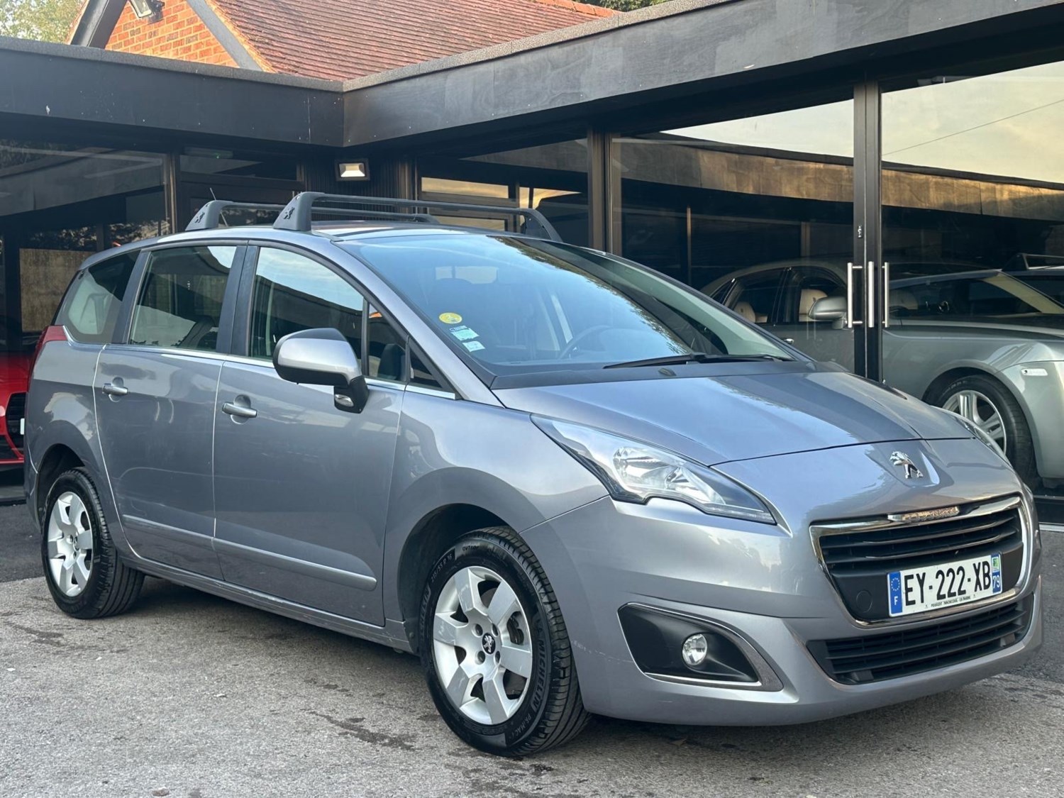 Peugeot 5008 Listing Image