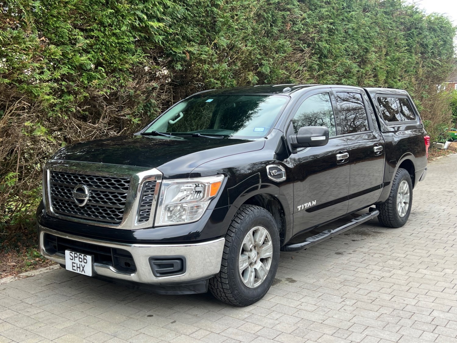 Nissan Titan Listing Image