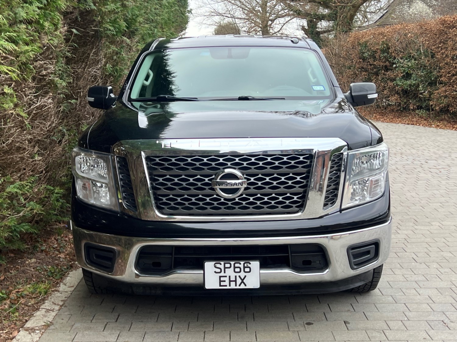 Nissan Titan Listing Image