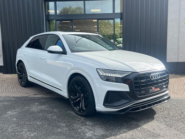 Audi Q8 Listing Image