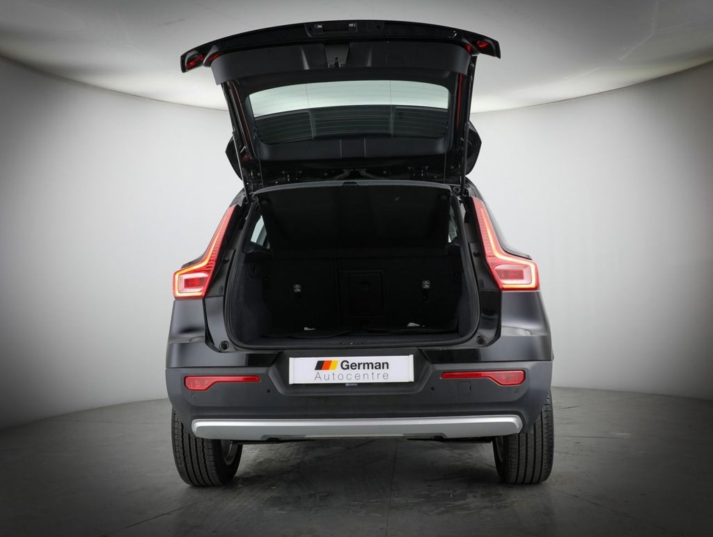 Volvo XC40 Listing Image