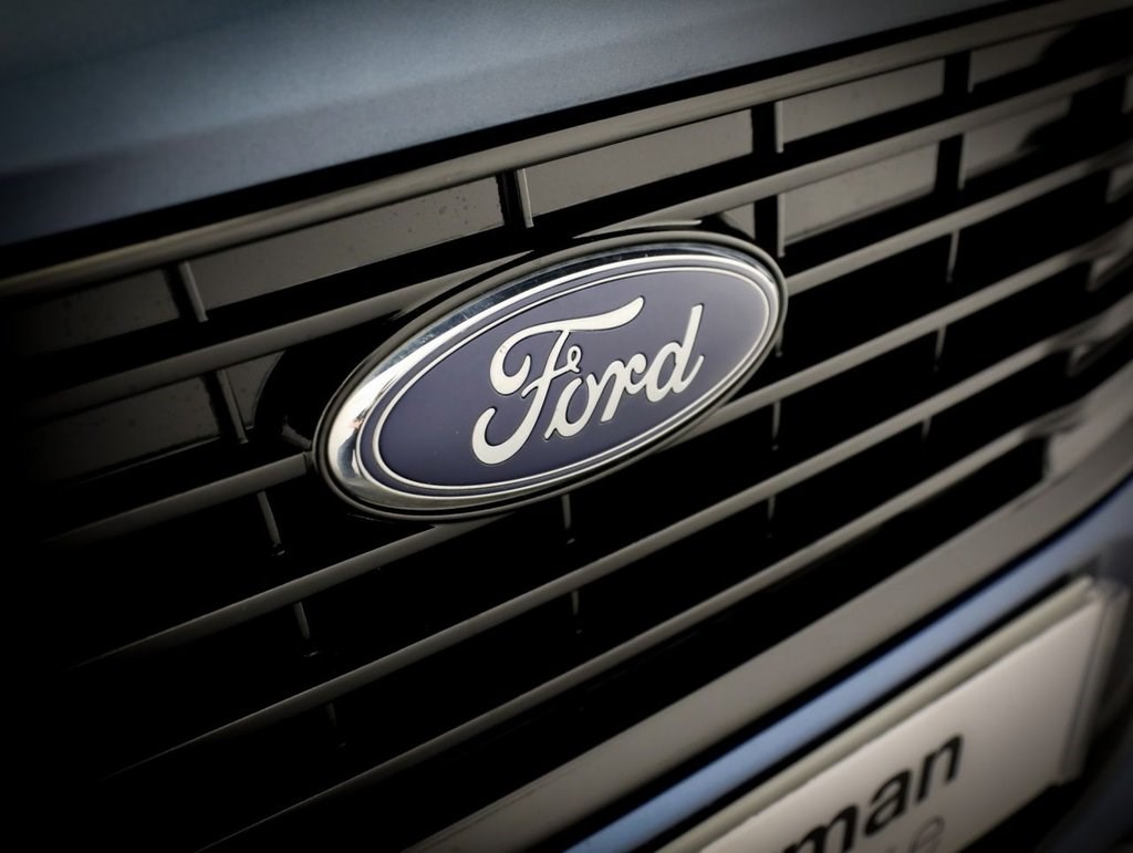 Ford Tourneo Connect Listing Image