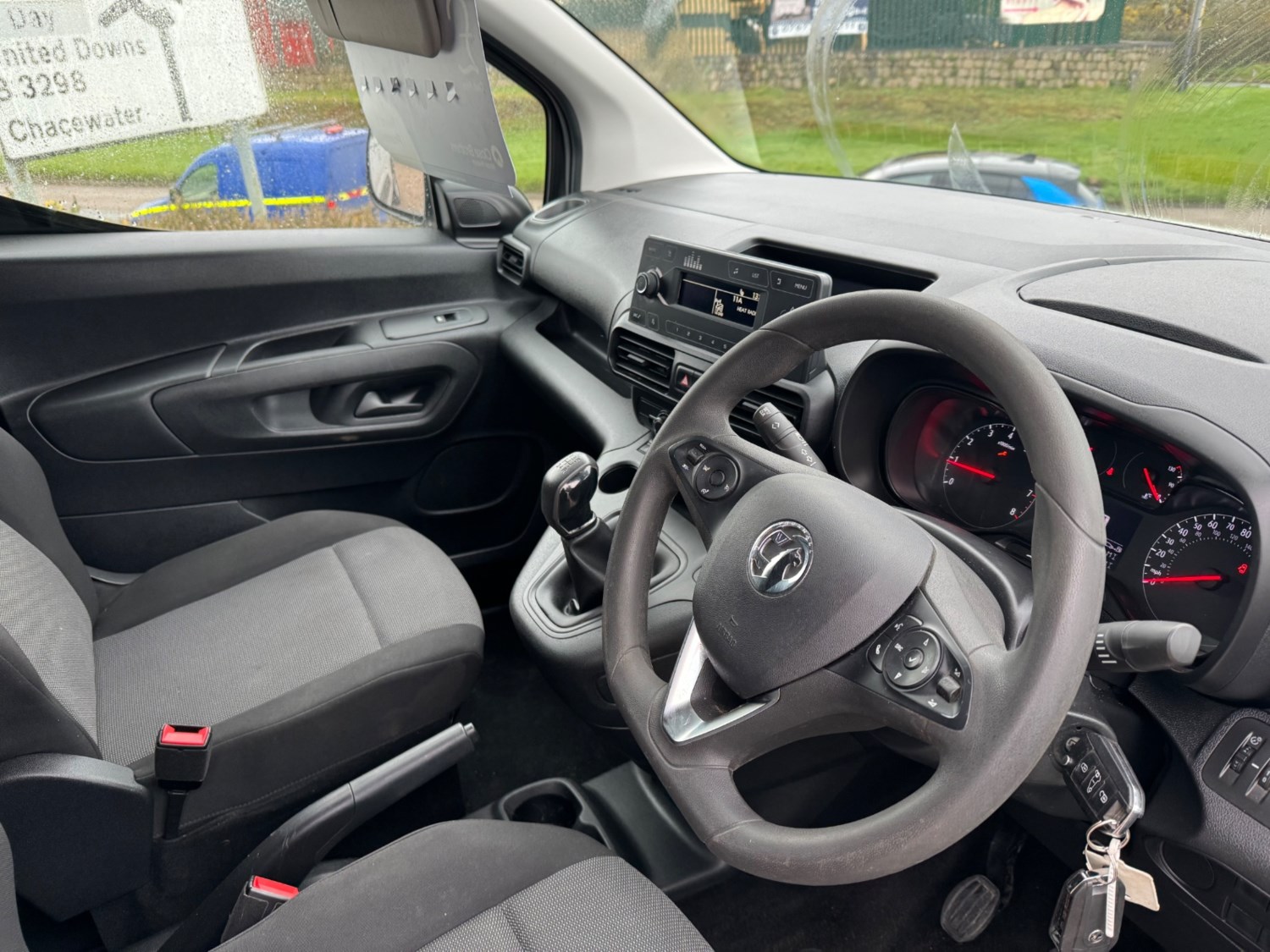 Vauxhall Combo Listing Image