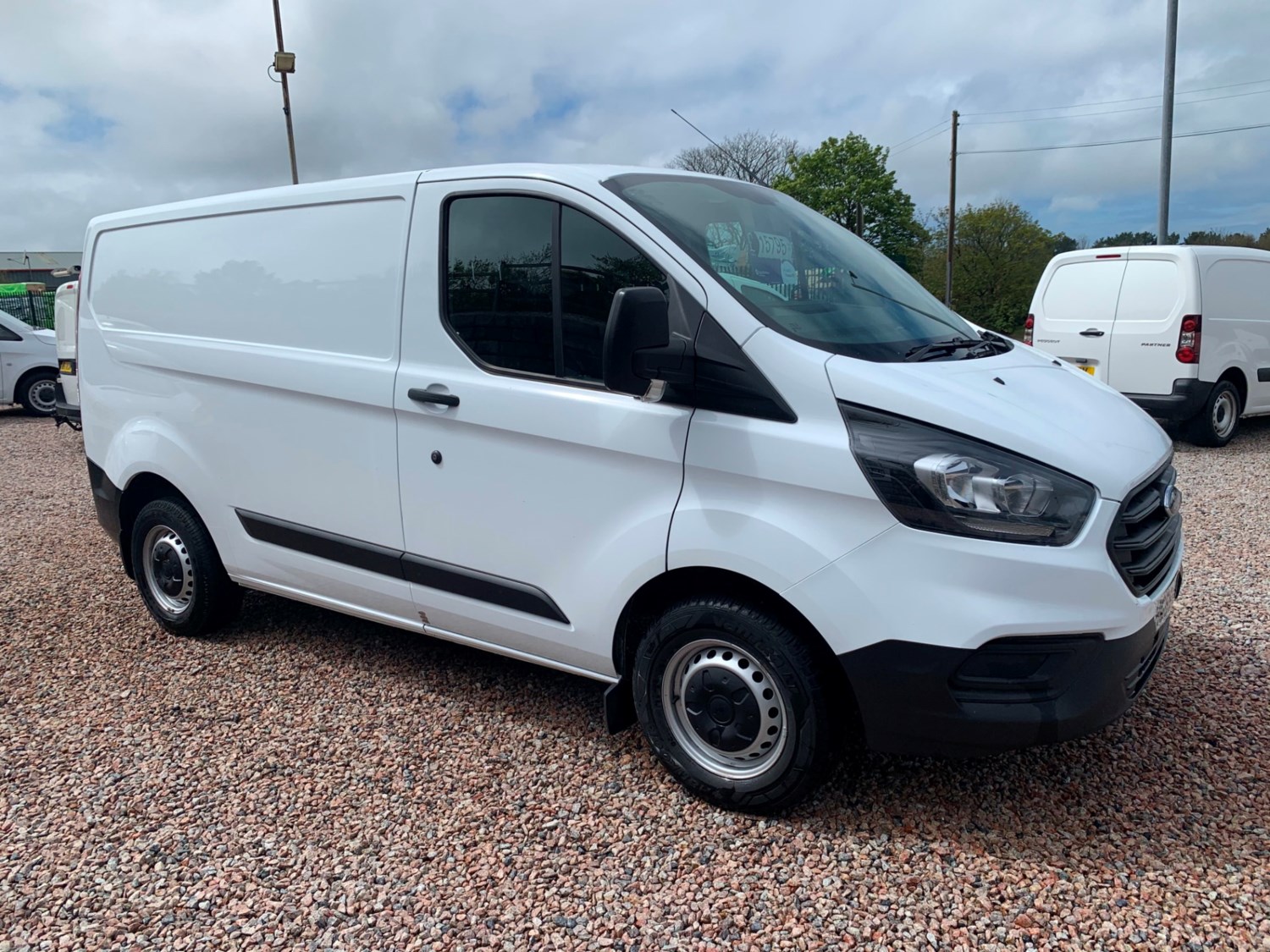 Used Ford Transit Custom (68) 2.0 TDCi 105ps NOW SOLD !!!!!!! PANEL VAN ...