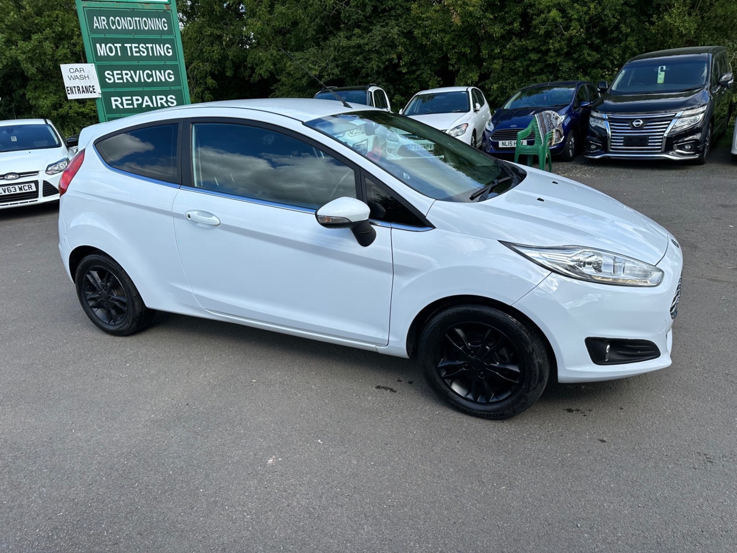 Ford Fiesta Listing Image