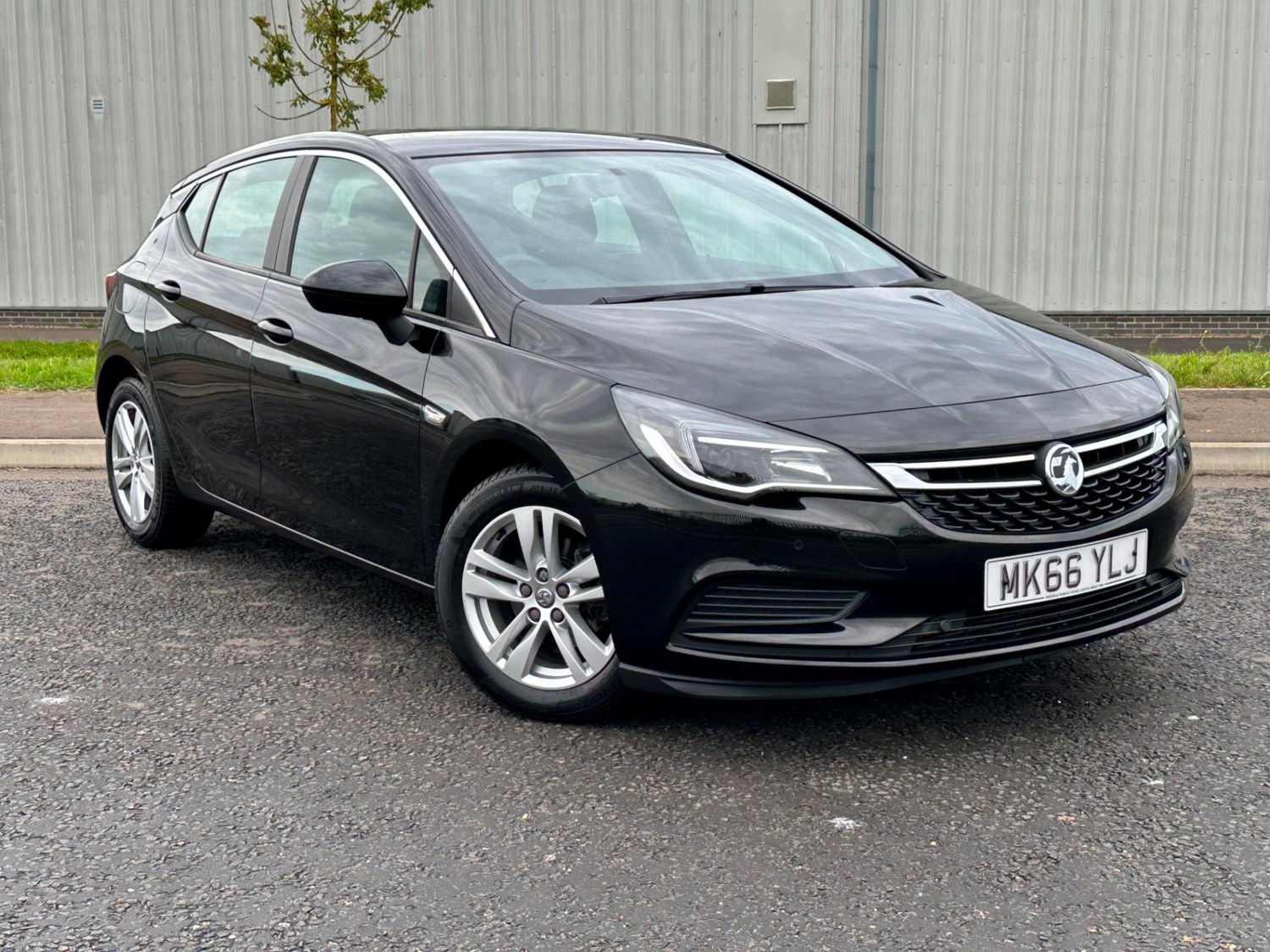 Vauxhall Astra Listing Image