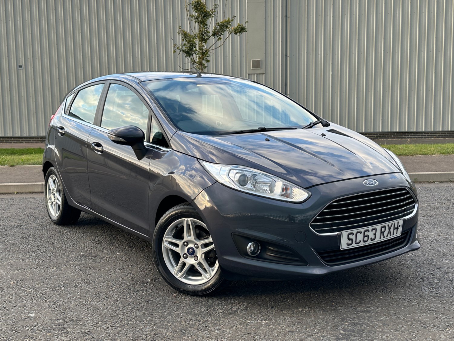 Ford Fiesta Listing Image