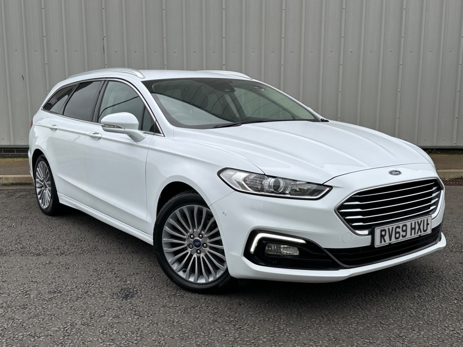 Ford Mondeo Listing Image