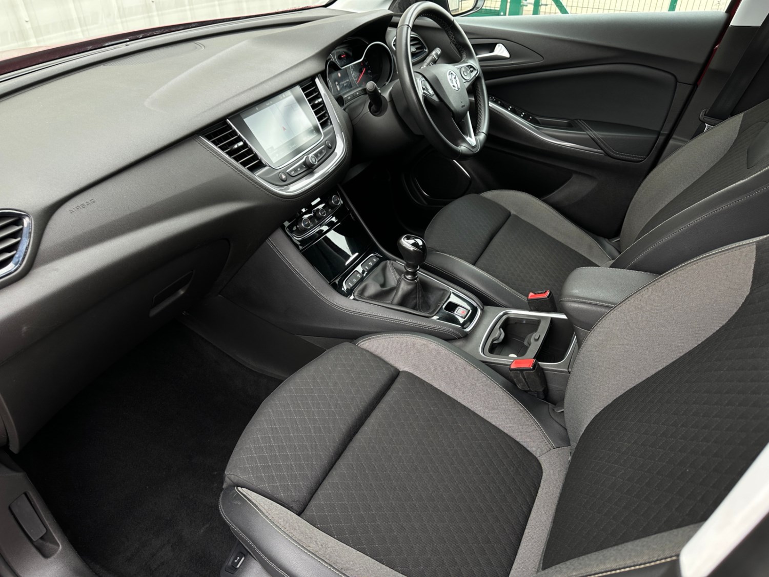 Vauxhall Grandland X Listing Image