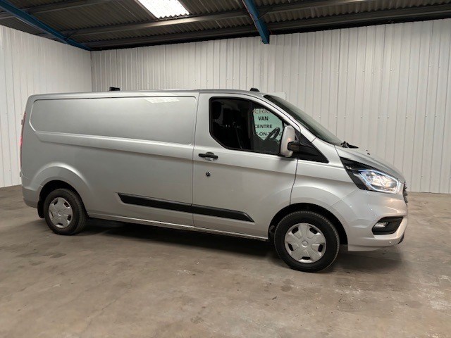 Ford Transit Custom Listing Image