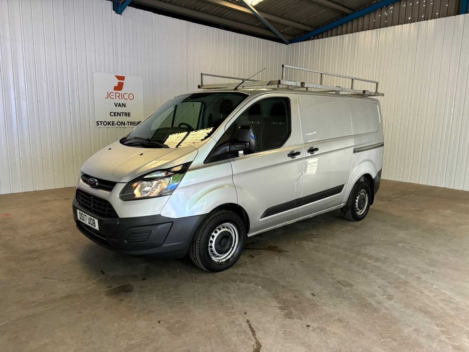 Ford Transit Custom Listing Image