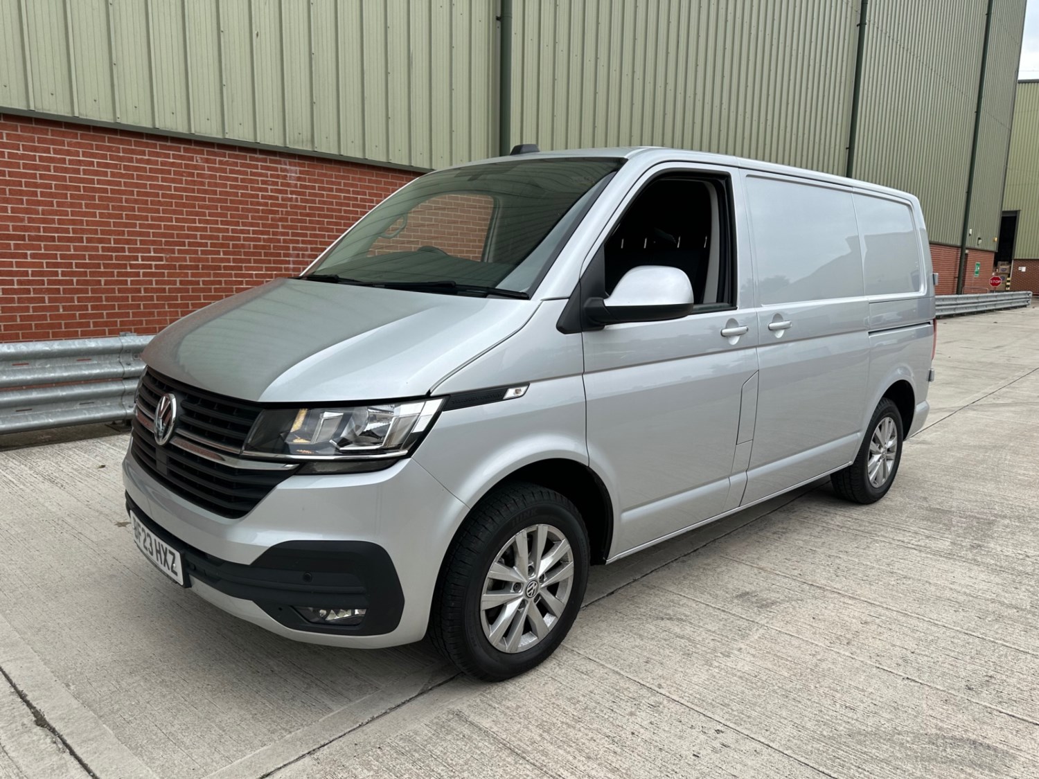 Volkswagen Transporter Listing Image