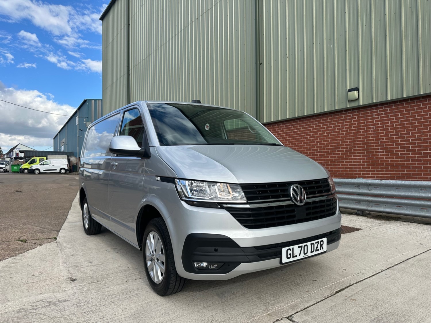 Volkswagen Transporter Listing Image