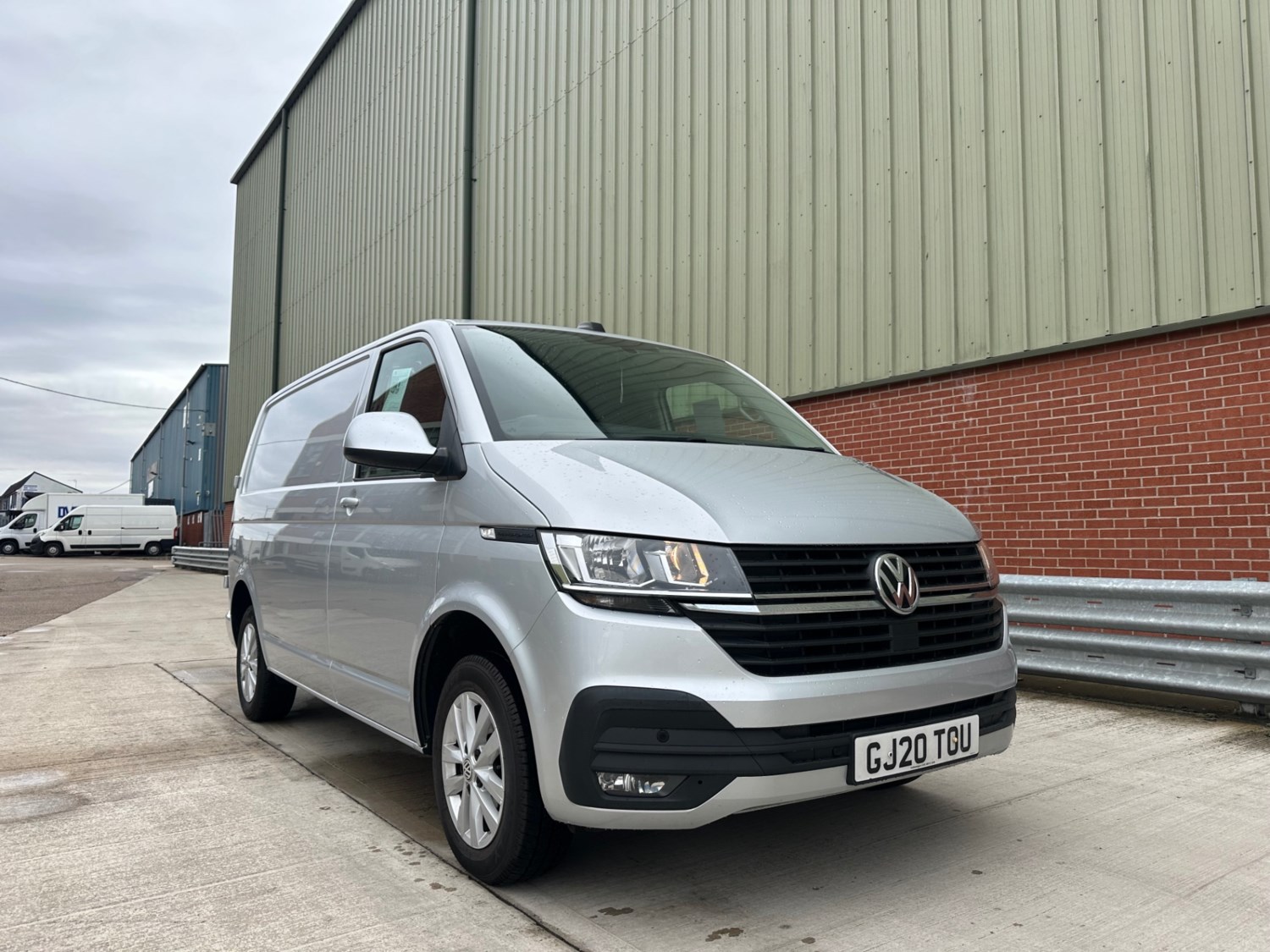 Volkswagen Transporter Listing Image