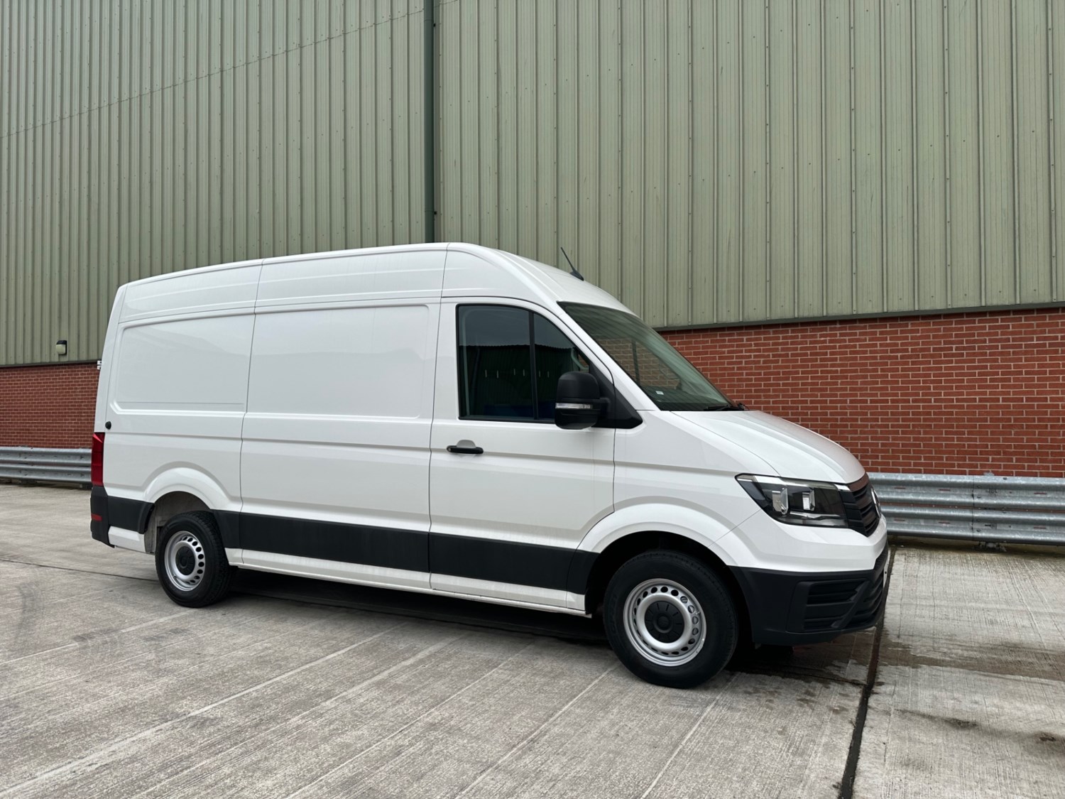 Volkswagen Crafter Listing Image