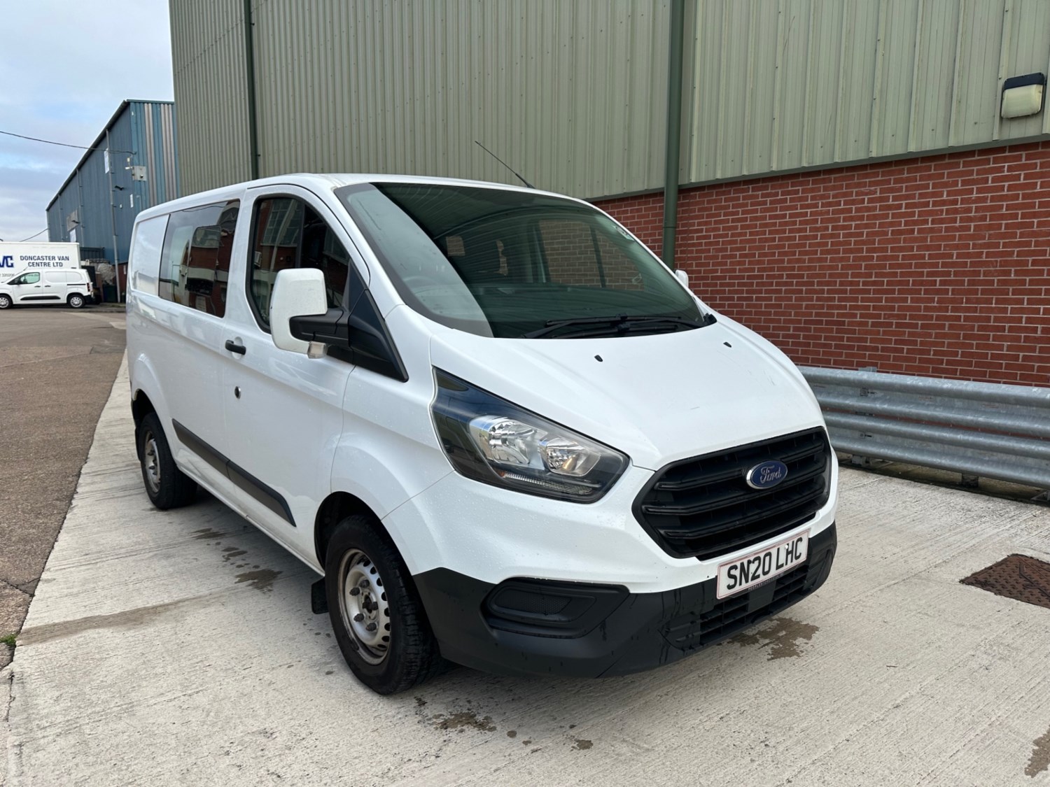 Ford Transit Custom Listing Image