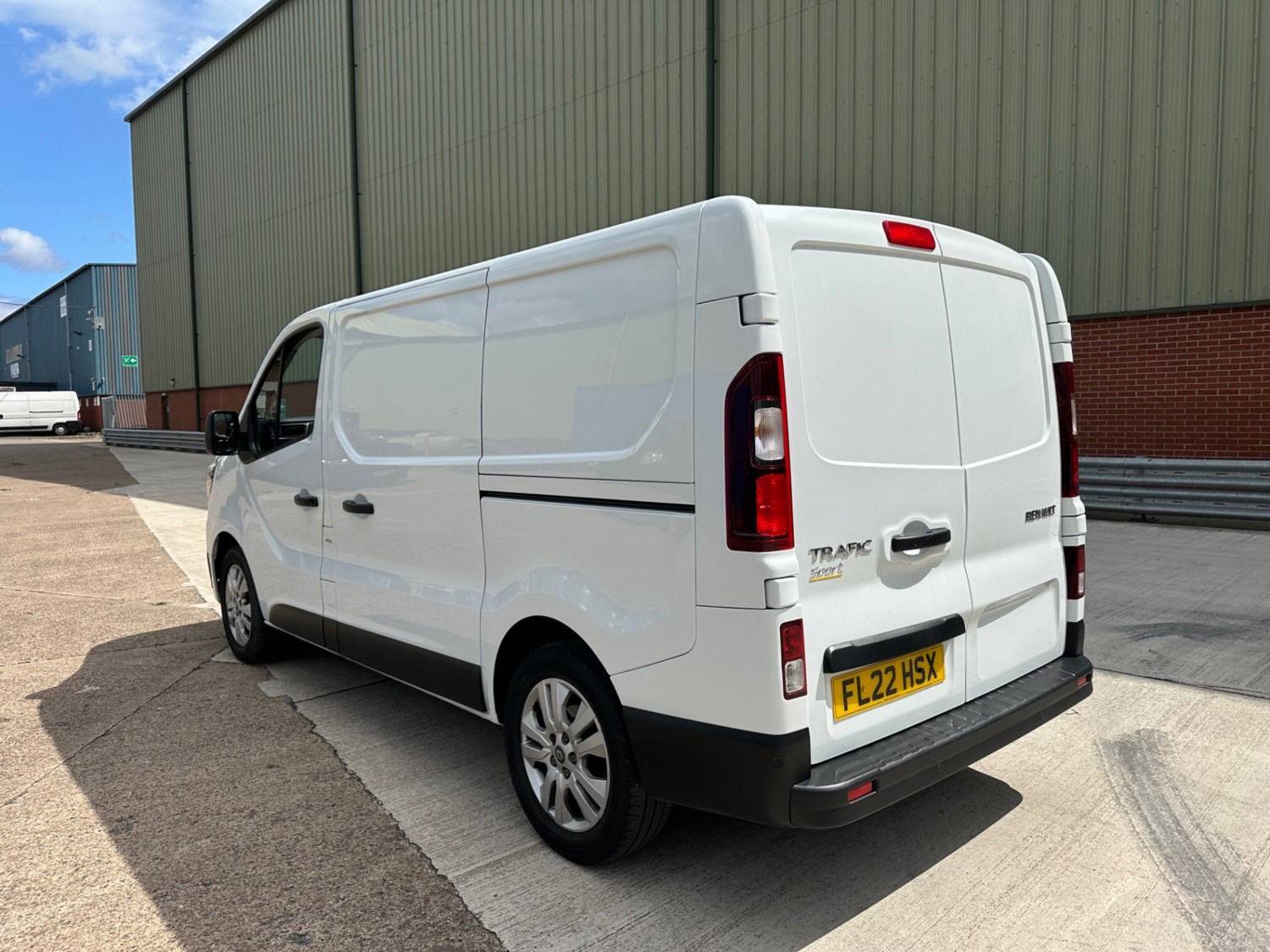 Renault Trafic Listing Image