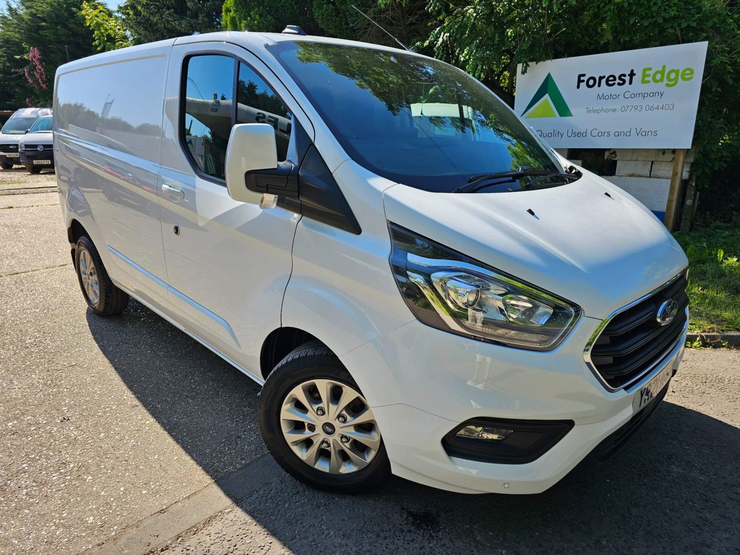 Ford Transit Custom Listing Image