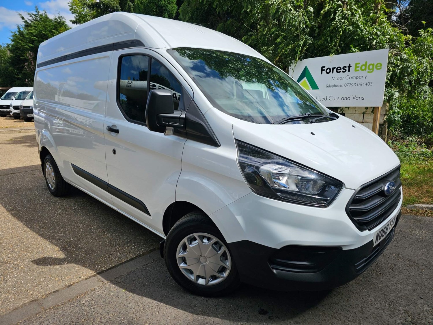 Ford Transit Custom Listing Image